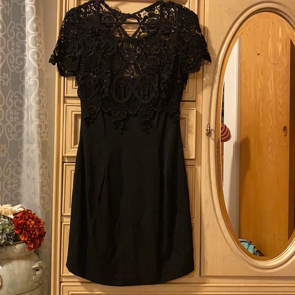Jessica McClintock Lace Dress - Picture 2 of 10